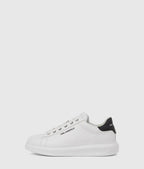 KARL EXCLUSIVE KAPRI IKON CHARM SNEAKERS